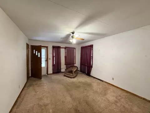 415 Main St E, Eitzen, MN 55931 photo 2