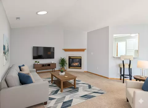 3016 Timberwood Trl #2, Eagan, MN 55121