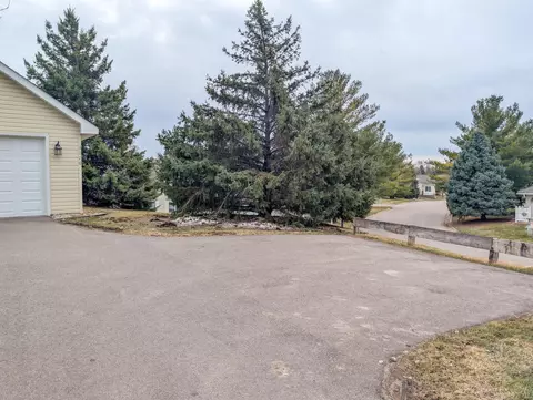 Exterior - 3016 Timberwood Trl #2, Eagan, MN 55121 photo 2 of 4