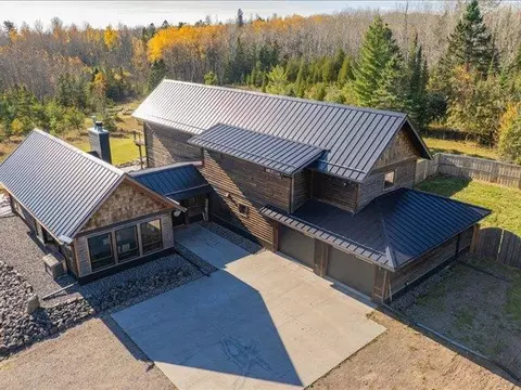 Exterior - 5508 Nordling Rd, Duluth, MN 55804 photo 2 of 16