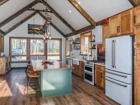 Kitchen - 5508 Nordling Rd, Duluth, MN 55804 photo 3 of 3