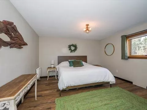 Bedroom - 5508 Nordling Rd, Duluth, MN 55804 photo 3 of 6
