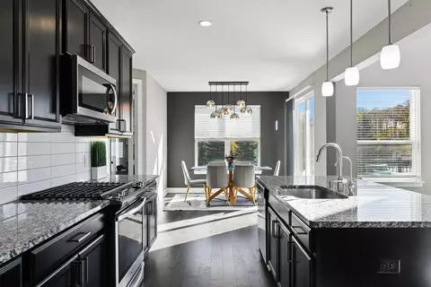 Kitchen - 3765 Crane Island Ct, Excelsior, MN 55331 photo 6 of 6