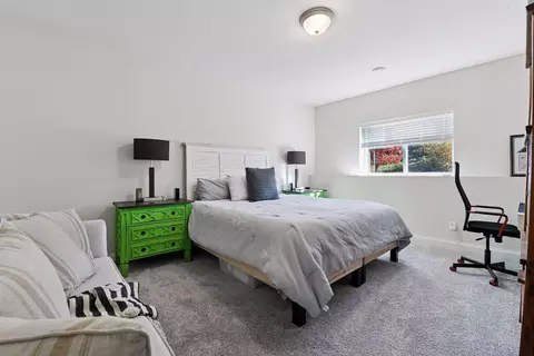 Bedroom - 3765 Crane Island Ct, Excelsior, MN 55331 photo 6 of 7