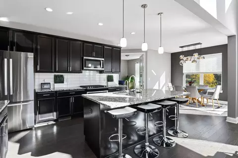 Kitchen - 3765 Crane Island Ct, Excelsior, MN 55331 photo 2 of 6