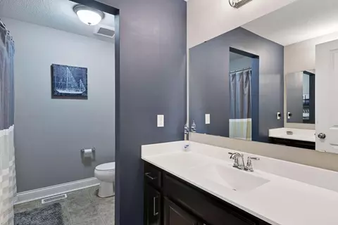 Bath - 3765 Crane Island Ct, Excelsior, MN 55331 photo 6 of 7