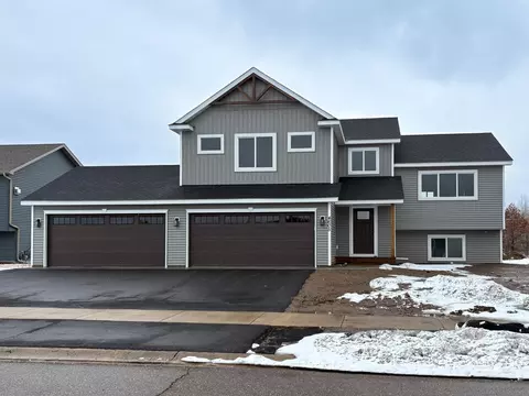 4605 8th St NE, Saint Cloud, MN 56304