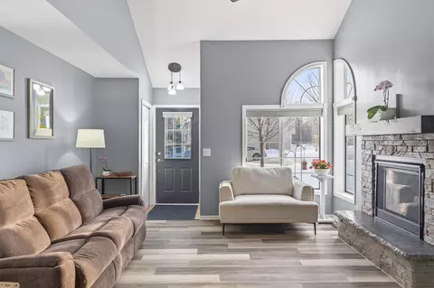 3808 Foss Rd #1, Saint Anthony, MN 55421