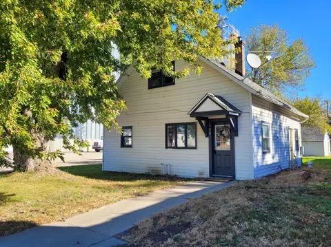 308 Main St, Alberta, MN 56207
