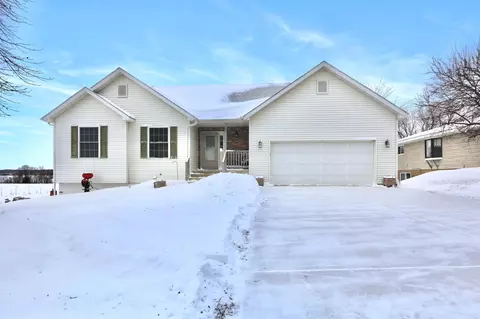 101 2nd St, Holdingford, MN 56340