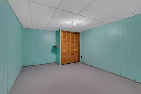 Bedroom - 1509 10th St SE, Willmar, MN 56201 photo 4 of 4