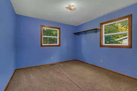 Bedroom - 1509 10th St SE, Willmar, MN 56201 photo 3 of 4