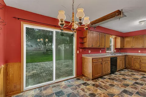 Kitchen - 1509 10th St SE, Willmar, MN 56201 photo 1 of 4