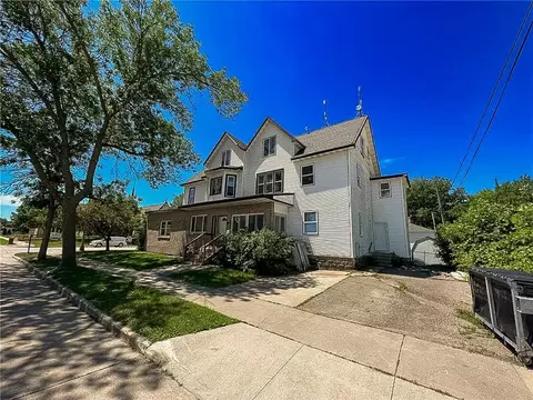 Exterior - 403 2nd St, Austin, MN 55912 photo 3 of 3