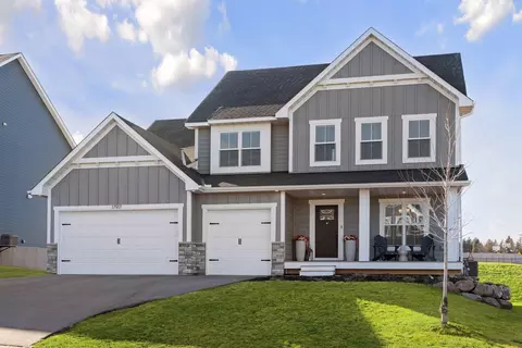 17917 Hayes Ave, Lakeville, MN 55044