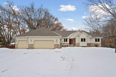 701 Parkview Ln, Champlin, MN 55316