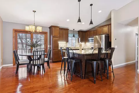 9170 Larch Ln N, Maple Grove, MN 55369