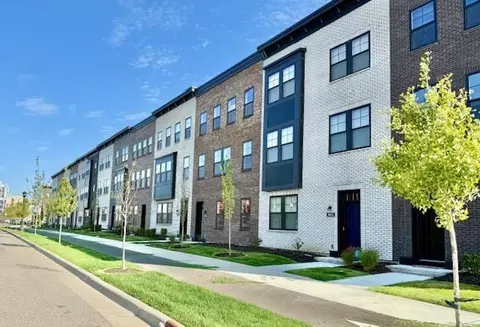 909 Mount Curve Blvd #I, Saint Paul, MN 55116