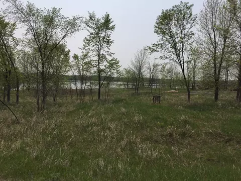 27 Nn Louise Dr NW, Alexandria, MN 56308
