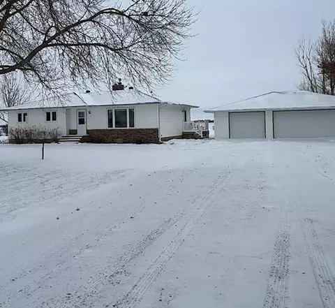 6910 70th St S, Sabin, MN 56580