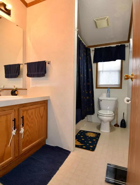 Bath - 460 1st St E, Milaca, MN 56353 photo 3 of 5