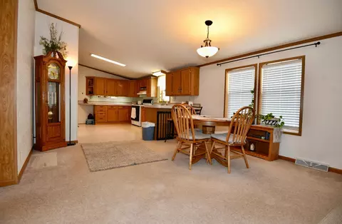 Dining - 460 1st St E, Milaca, MN 56353 photo 2 of 4