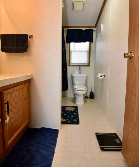 Bath - 460 1st St E, Milaca, MN 56353 photo 5 of 5