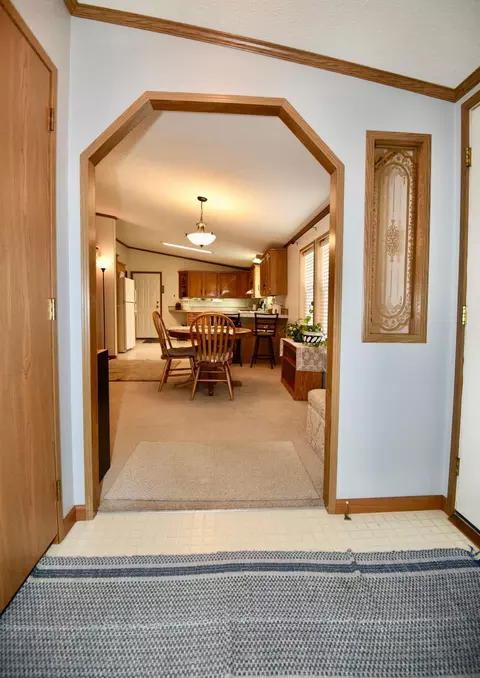 Entry Way - 460 1st St E, Milaca, MN 56353 photo 2 of 2