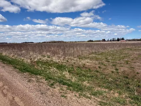 8376 75th St, Princeton, MN 55371