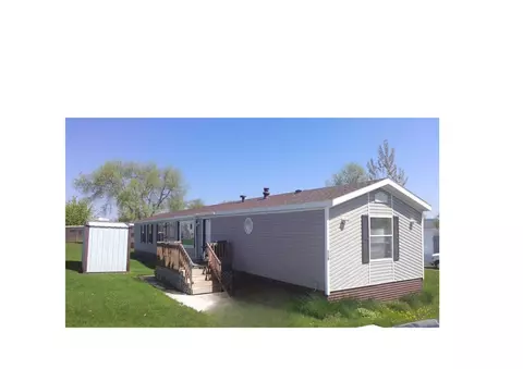 509 22 12 St NW, Stewartville, MN 55976