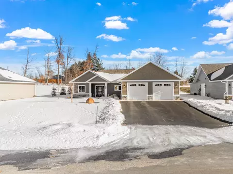11430 Legacy Ct, East Gull Lake, MN 56401