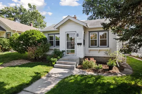 5229 29th Ave S, Minneapolis, MN 55417