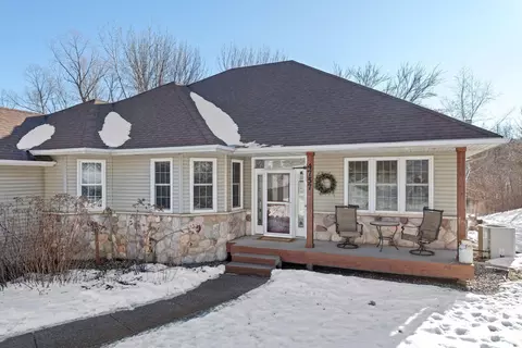4757 S Lake Sarah Dr, Maple Plain, MN 55359 photo 10