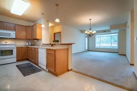8200 W 33rd St #208, Saint Louis Park, MN 55426