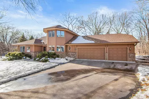 11010 40th Pl N, Plymouth, MN 55441