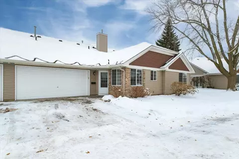535 Lovell Ave, Roseville, MN 55113