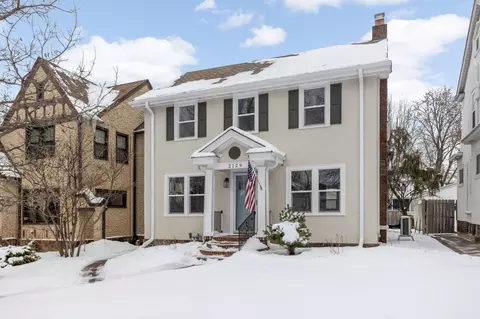 2129 Stanford Ave, Saint Paul, MN 55105