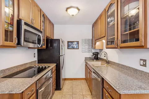 3275 Hill Ridge Dr #29, Eagan, MN 55121 photo 16