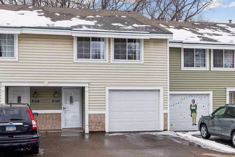 3275 Hill Ridge Dr #29, Eagan, MN 55121 photo 3