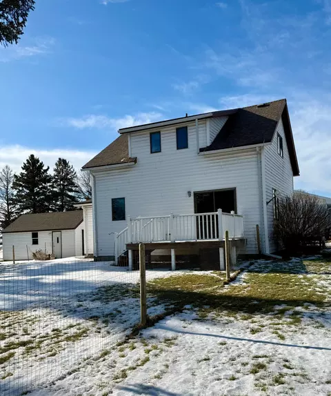 302 W Church St, Saint Leo, MN 56264