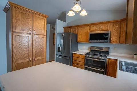 210 8th Ave NW, Plainview, MN 55964 photo 54