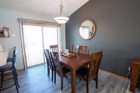 210 8th Ave NW, Plainview, MN 55964 photo 5