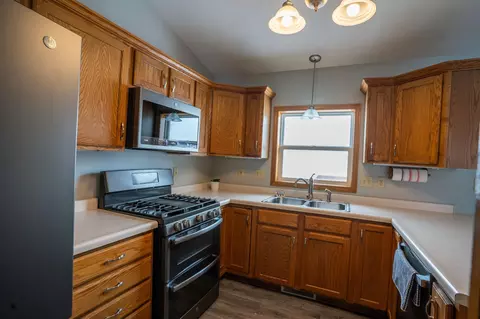 210 8th Ave NW, Plainview, MN 55964 photo 56
