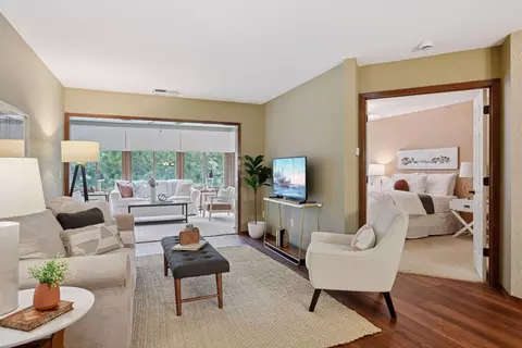 7942 Timber Lake Dr, Eden Prairie, MN 55347