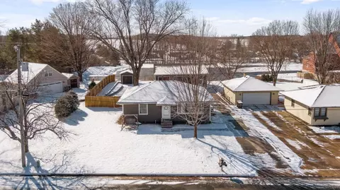 185 Loretto St, Loretto, MN 55357 photo 2