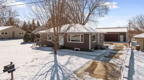 185 Loretto St, Loretto, MN 55357 photo 4