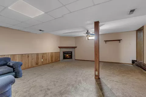 Living - 17591 Upper Spunk Lake Rd, Avon, MN 56310 photo 6 of 7