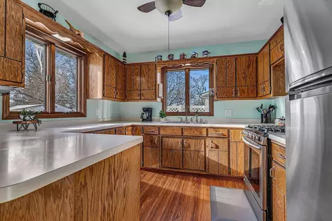 Kitchen - 17591 Upper Spunk Lake Rd, Avon, MN 56310 photo 3 of 5