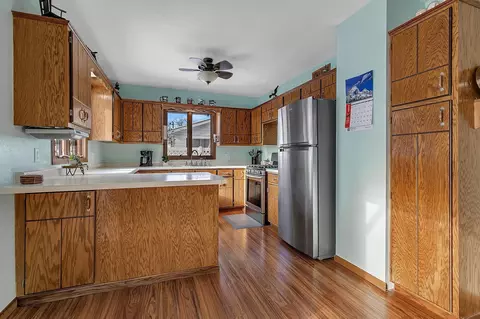Kitchen - 17591 Upper Spunk Lake Rd, Avon, MN 56310 photo 2 of 5