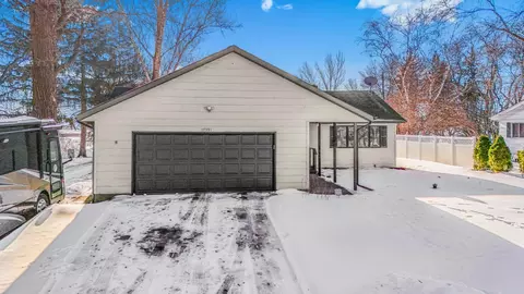 Exterior - 17591 Upper Spunk Lake Rd, Avon, MN 56310 photo 2 of 10